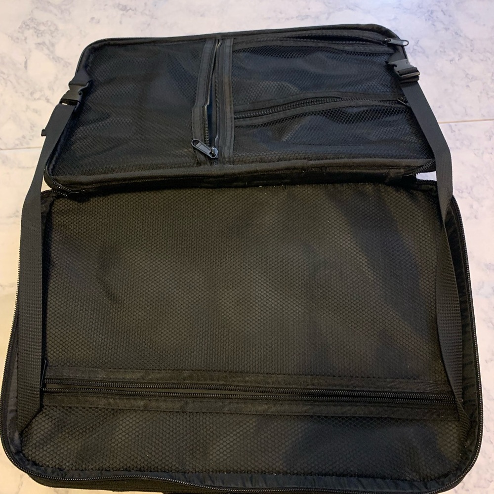 Relavel Makeup Storage Case - Picture 5 of 14